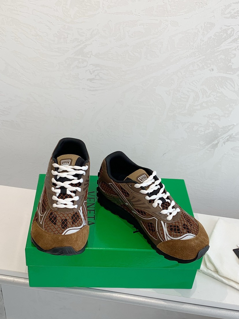 b0tte*a Ven*ta orbit sneaker