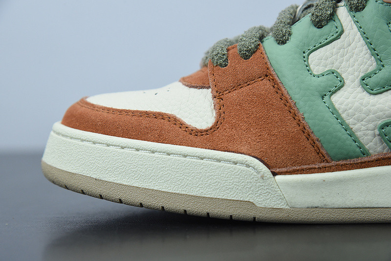fen sneaker