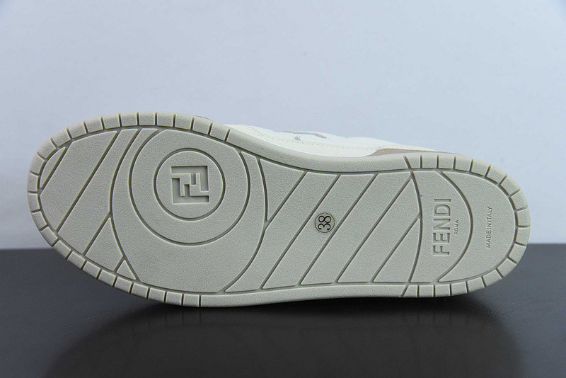 fen sneaker