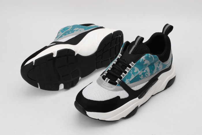 DR B22 SNEAKER