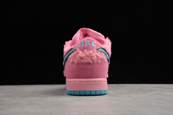 GRATEFUL DEAD NIKE SB DUNK LOW PINK BEAR CJ5378 600