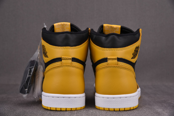 AIR JORDAN 1 RETRO HIGH OG “POLLEN” 555088-701