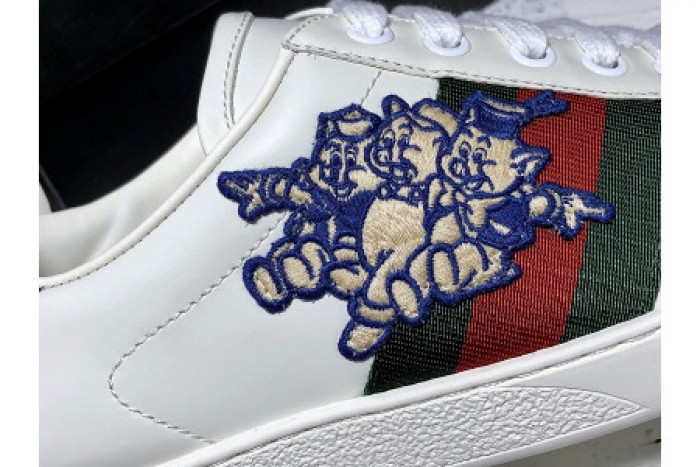 G*u*i ace embroidered low-top sneaker