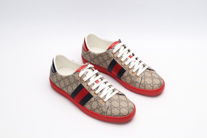 G*u*i low-top sneaker