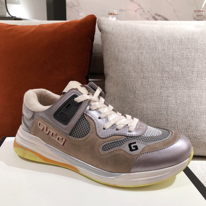 G*u*i mid sneaker