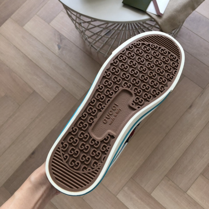 G*u*i tennis 1977 sneaker