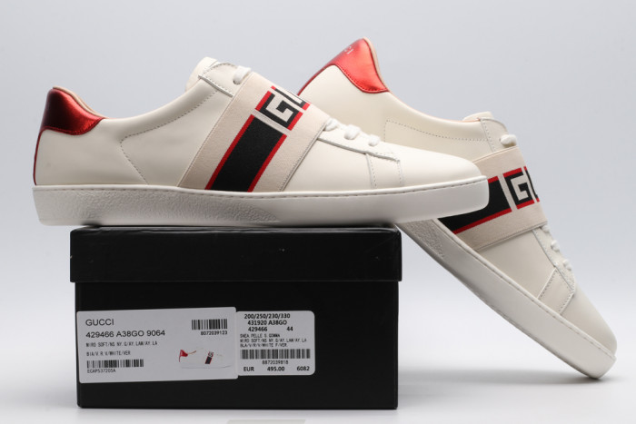G*u*i low-top sneaker