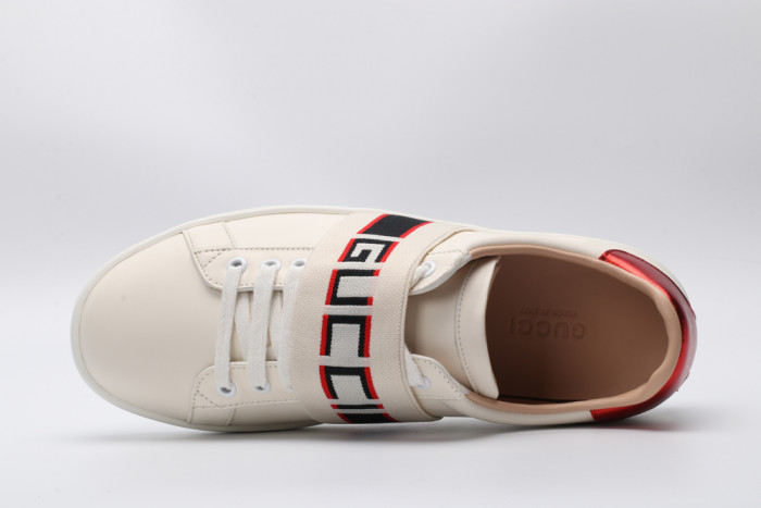 G*u*i low-top sneaker