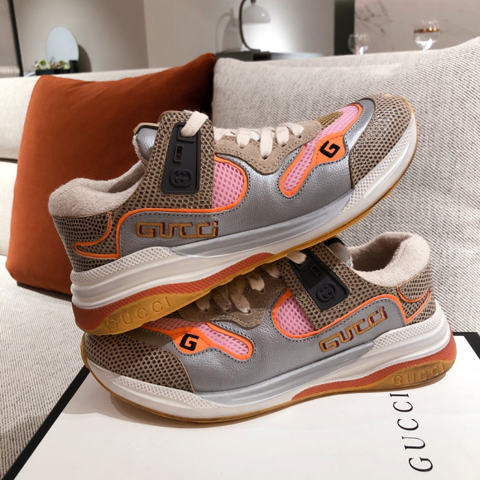 G*u*i mid sneaker
