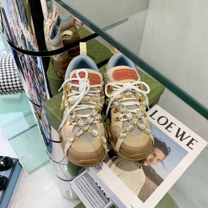 G*u*i sneaker